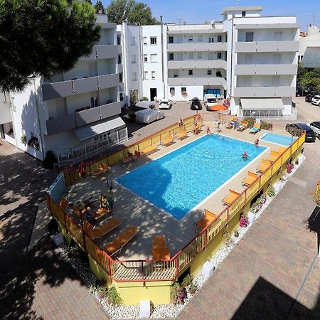Residence La Pigna Rosolina Mare Exterior foto