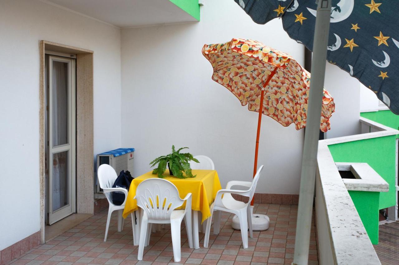 Residence La Pigna Rosolina Mare Exterior foto